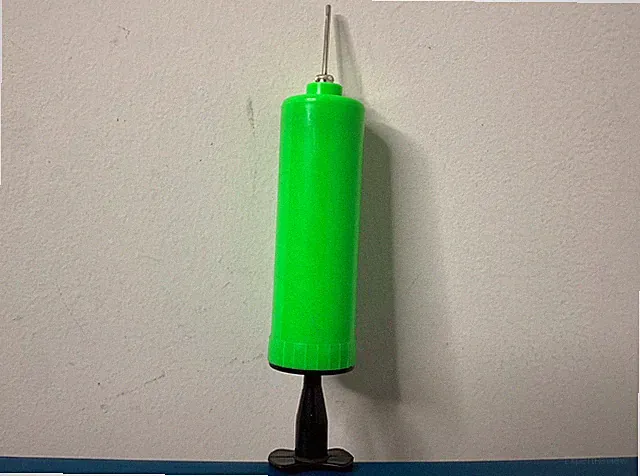 Outdoor Portable Ball Inflator Hand Air Pump For Sports Balls And Inflatables